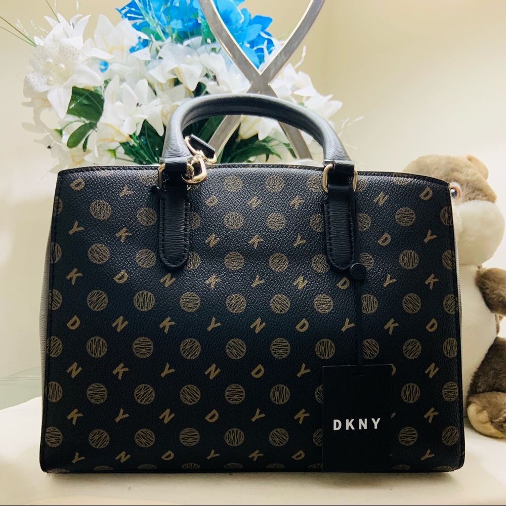 HANDBAGS